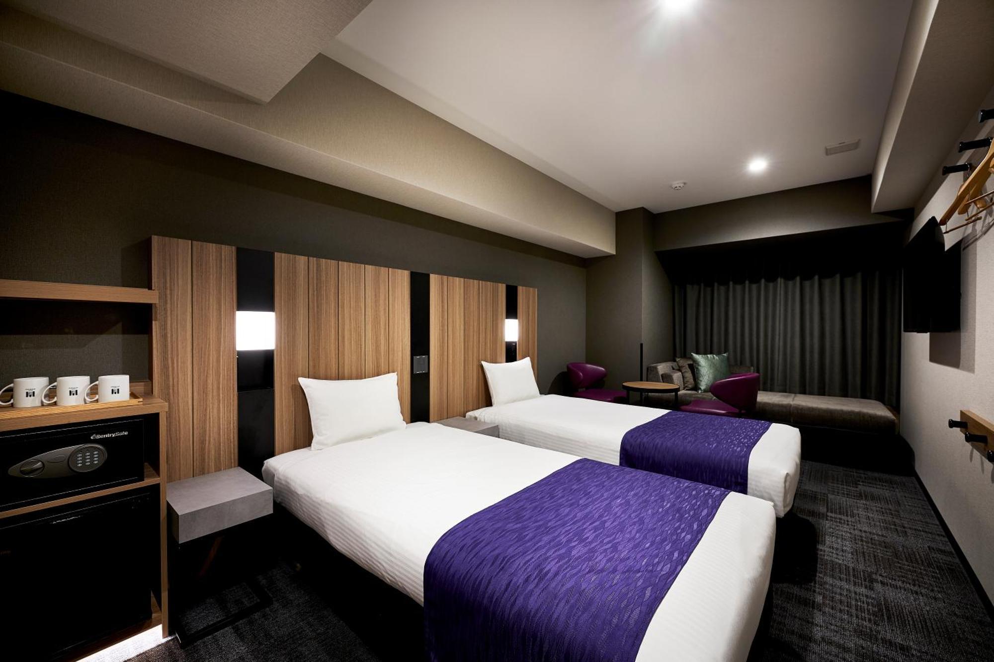 hotel MONday Kyoto Karasuma Nijo Bagian luar foto