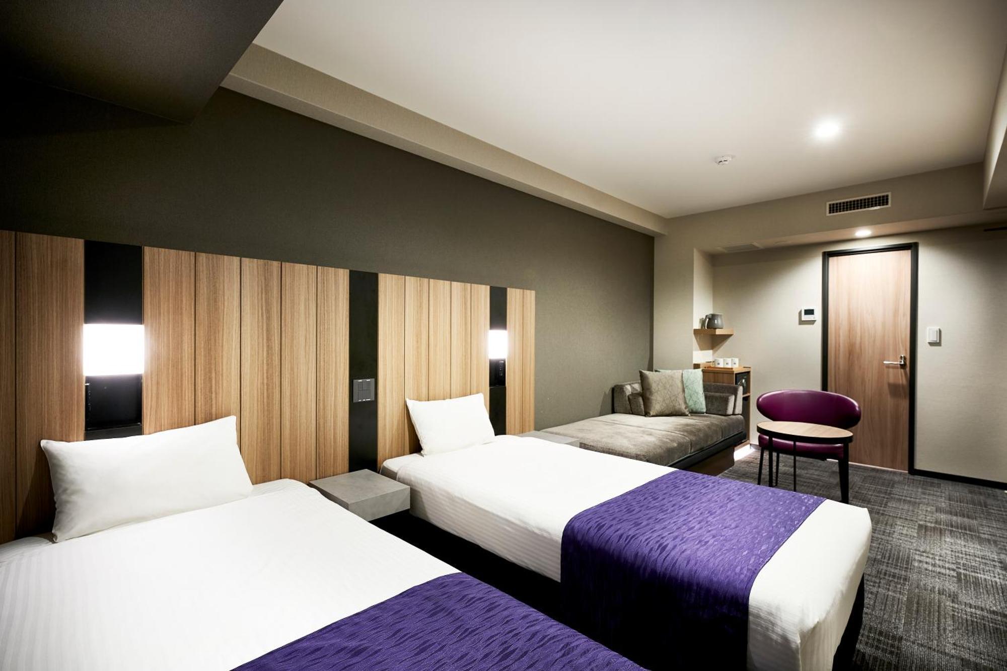 hotel MONday Kyoto Karasuma Nijo Bagian luar foto