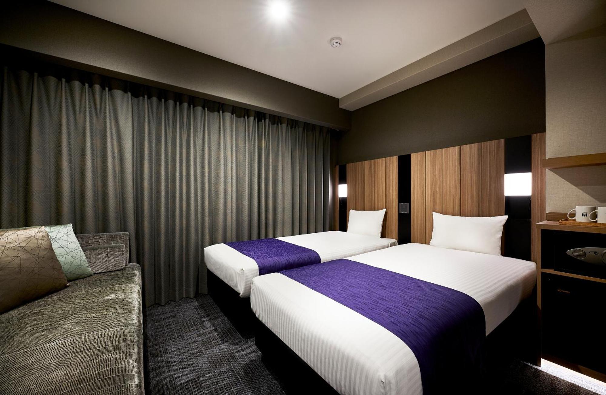 hotel MONday Kyoto Karasuma Nijo Bagian luar foto